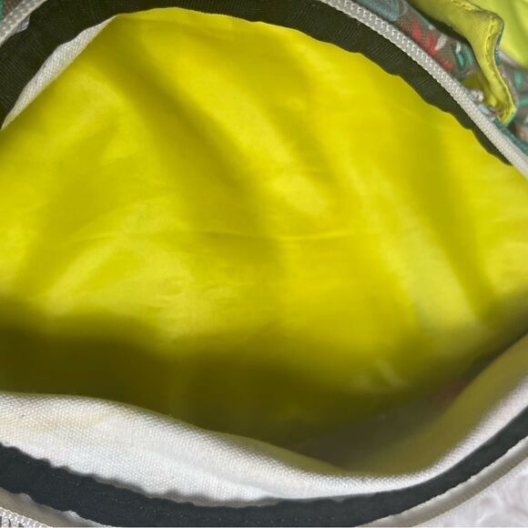 Kavu Rope canvas sling back multi color tropical prints . - Picture 11 of 11